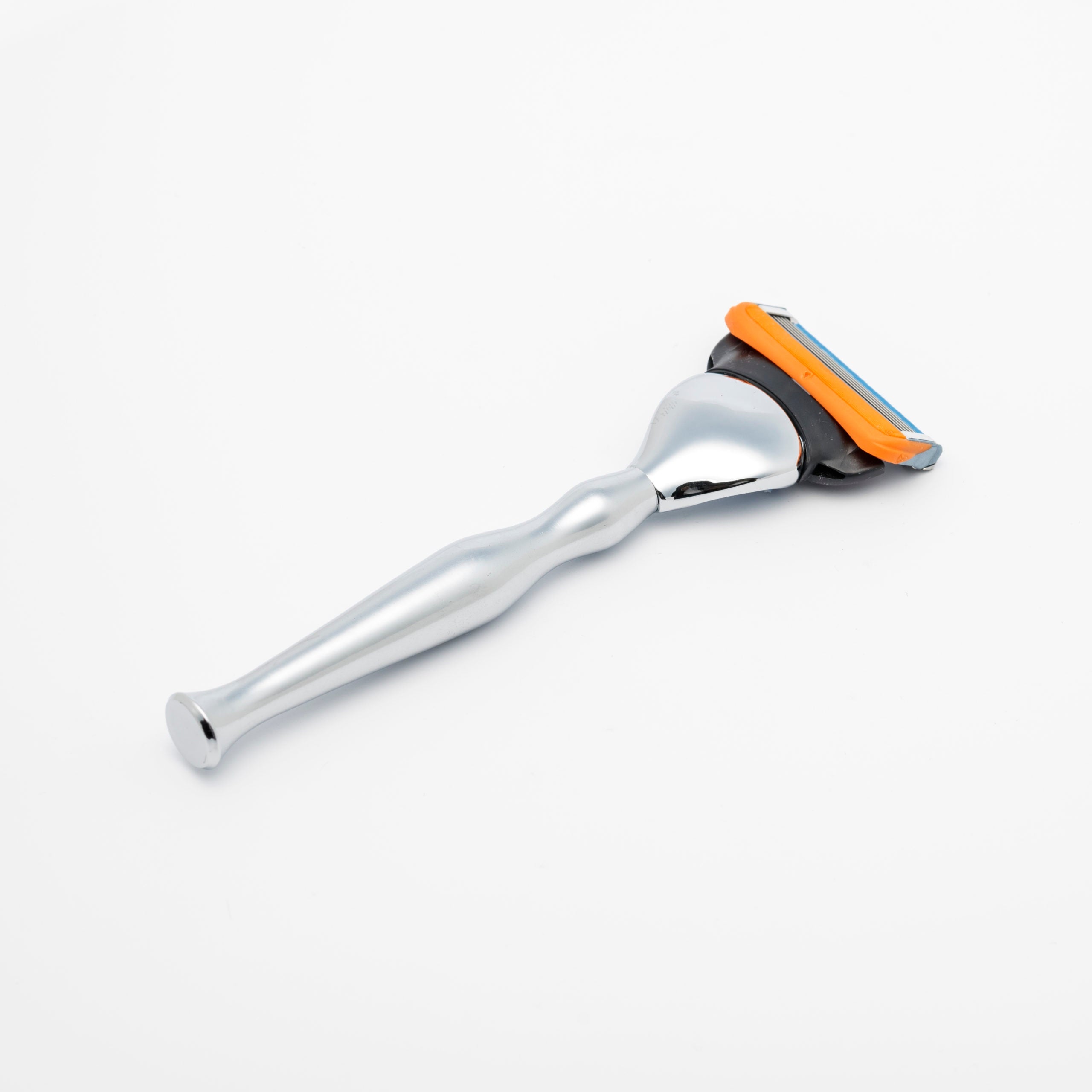 Mach5 Gray Metal Razor